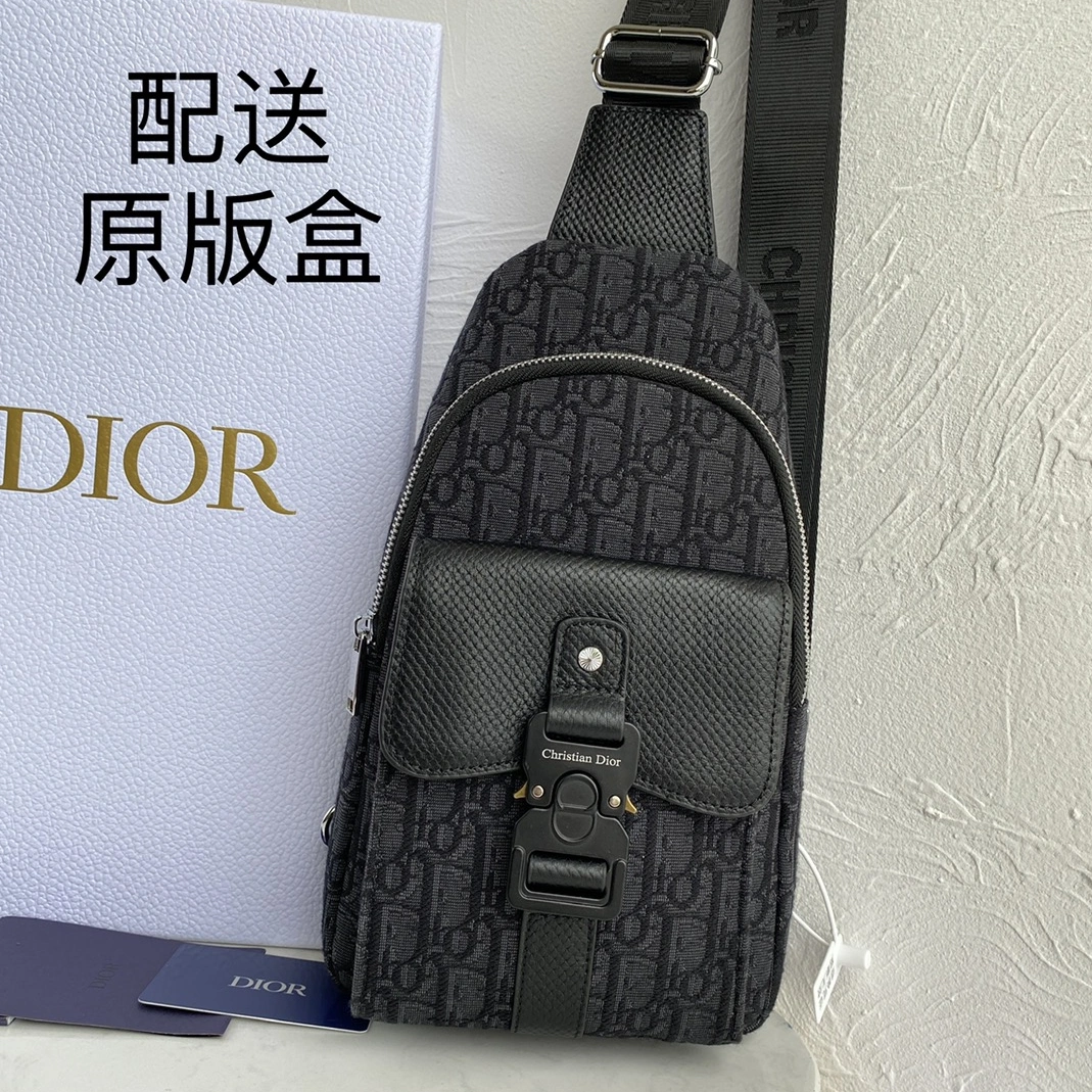 Breathable 1834 Christian Dior AAA Man Messenger Bags