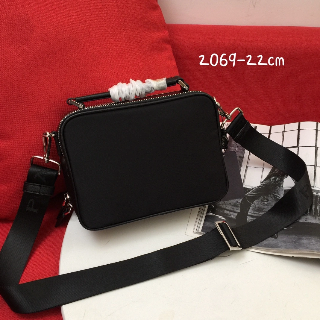 Breathable 1857 Prada AAA Man Messenger Bags