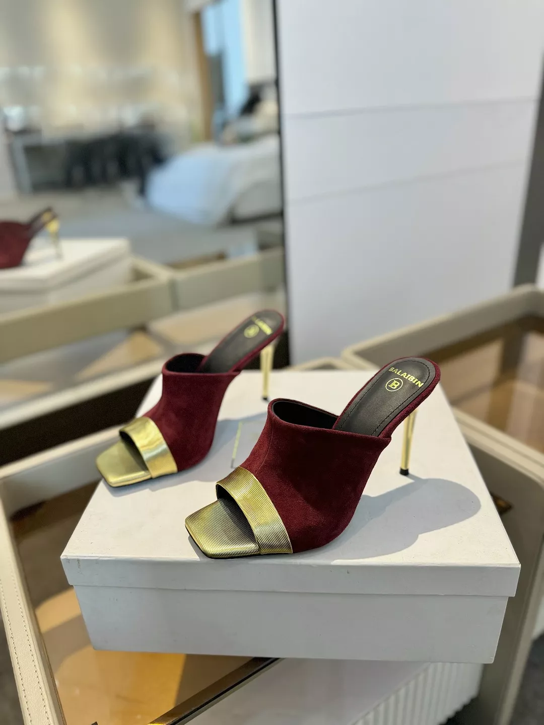 Breathable 2089 Balmain Slippers For Women