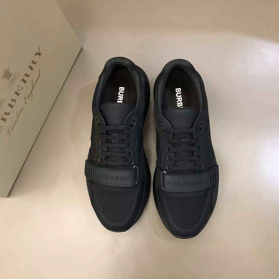 Breathable 2139 Burberry Casual Shoes For Men