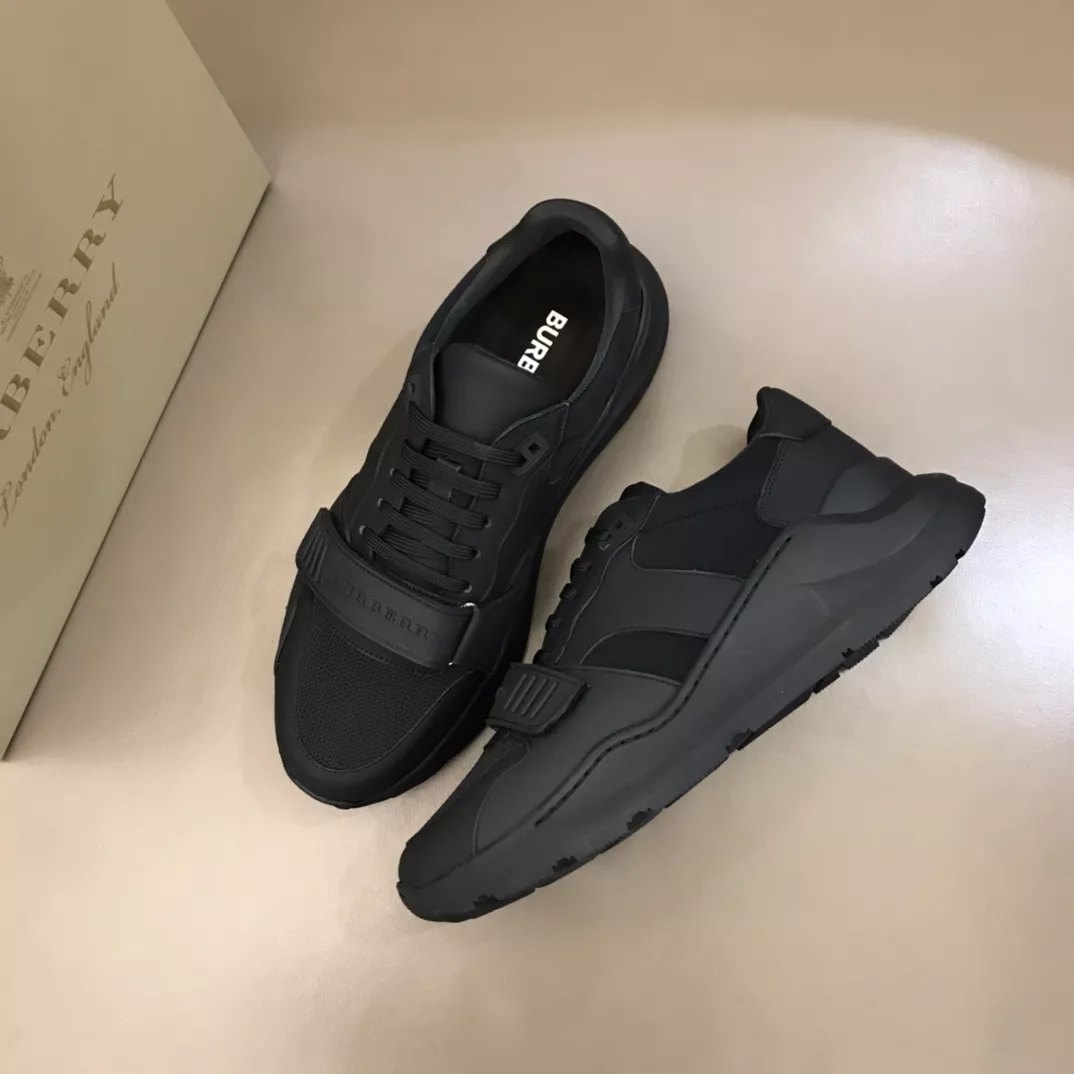 Breathable 2139 Burberry Casual Shoes For Men