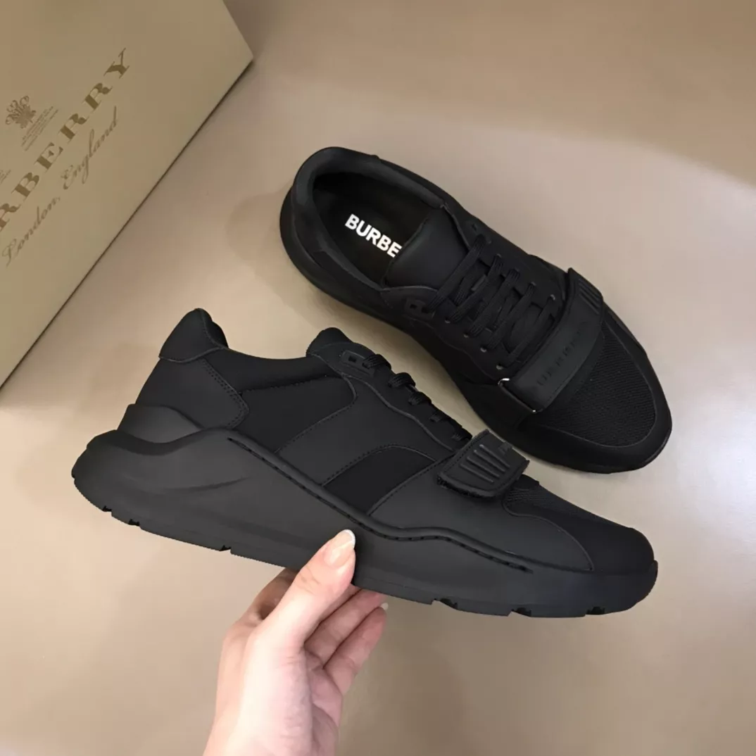 Breathable 2139 Burberry Casual Shoes For Men