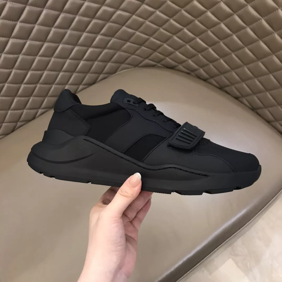 Breathable 2139 Burberry Casual Shoes For Men