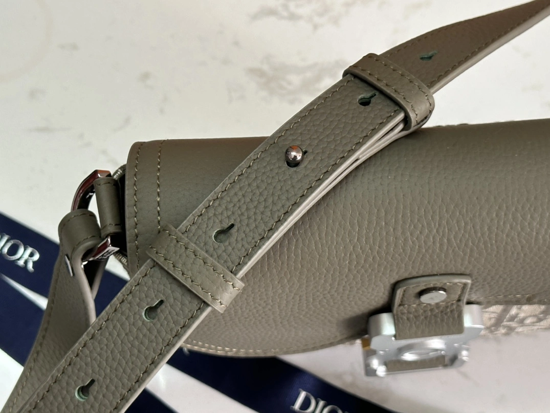 Breathable 2419 Christian Dior AAA Man Messenger Bags