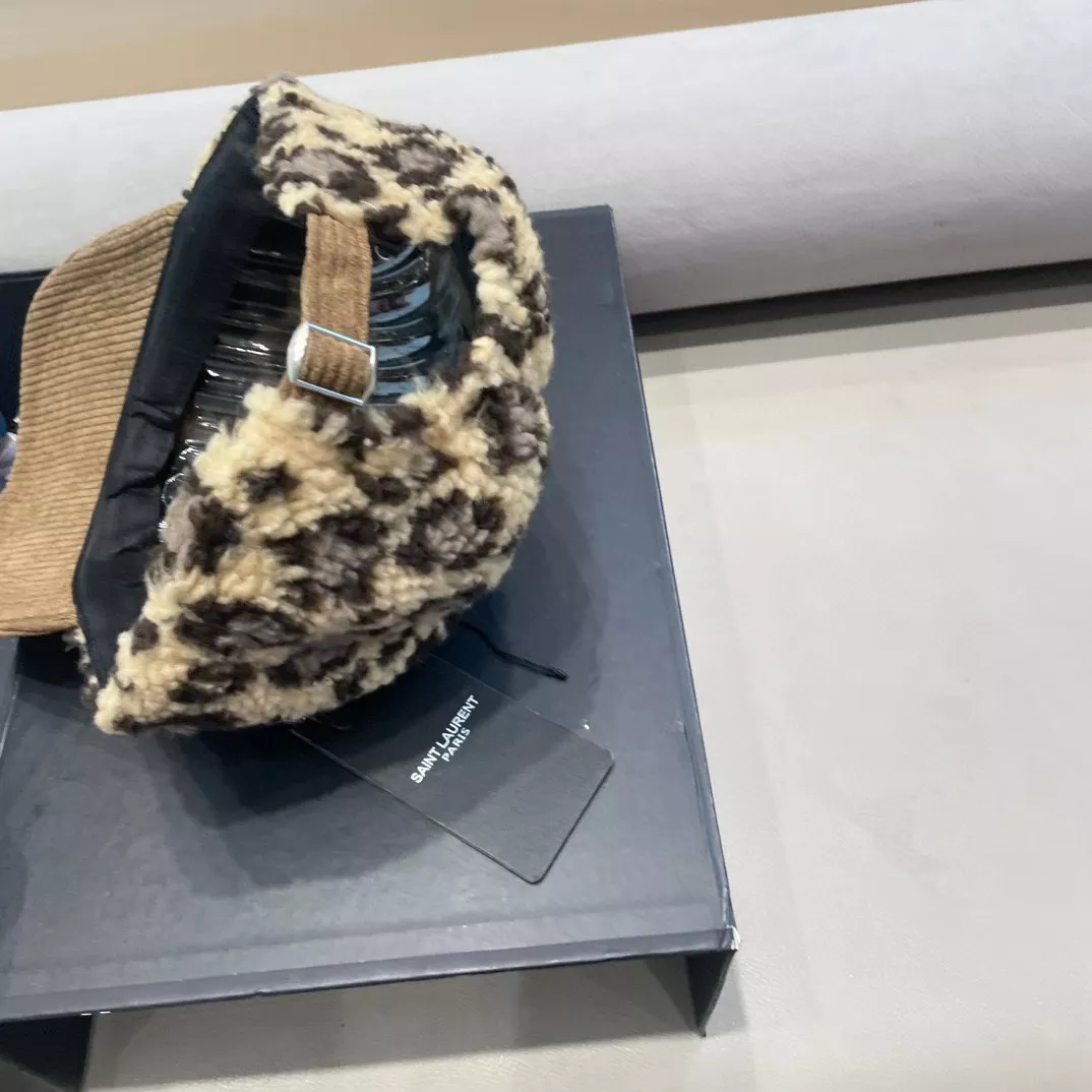 Breathable 2430 Yves Saint Laurent YSL Caps
