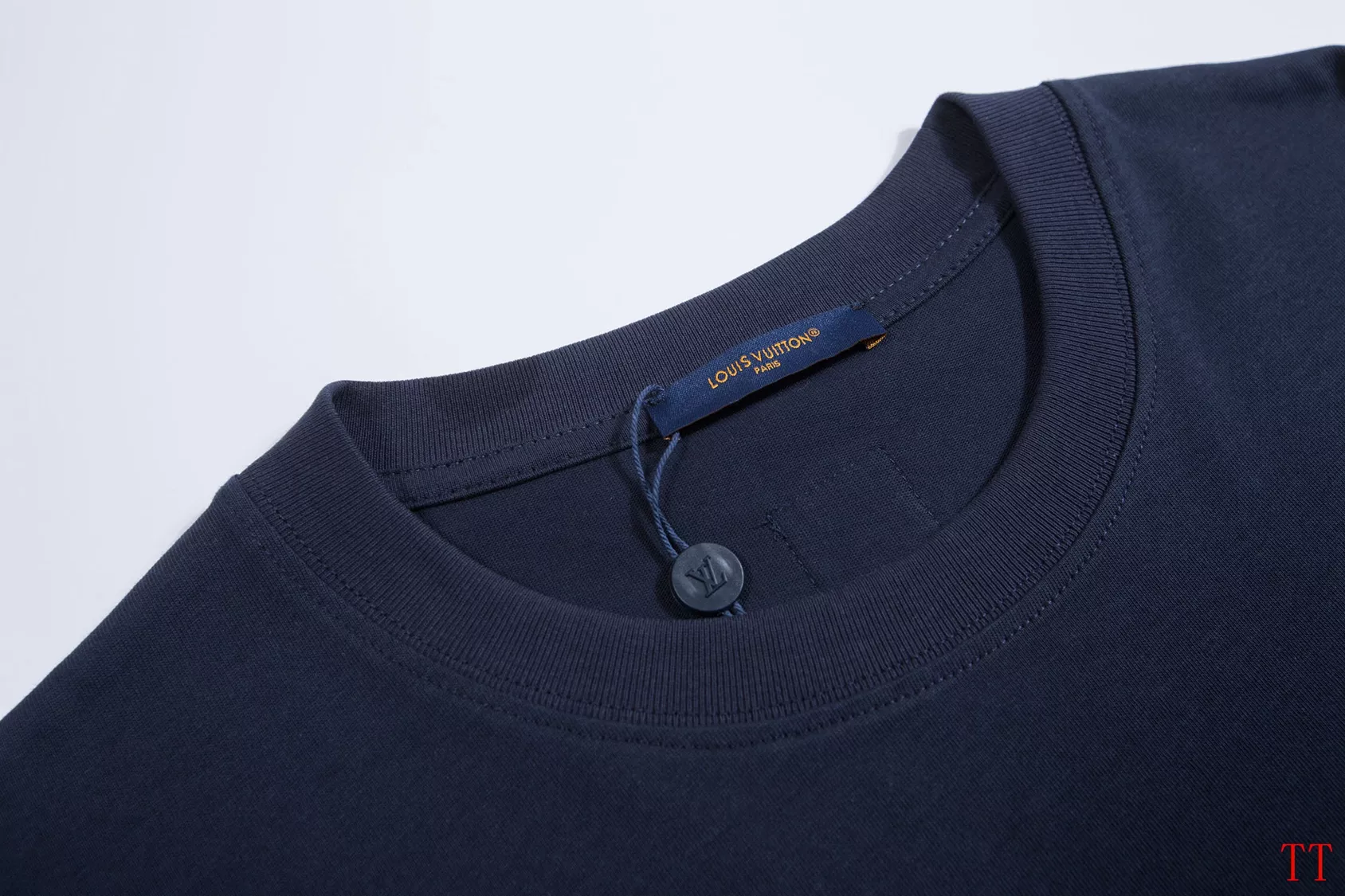 Breathable 2435 Louis Vuitton LV T-Shirts Short Sleeved For Unisex