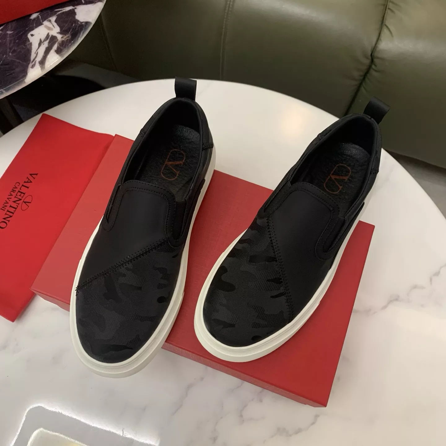 Breathable 2444 Valentino Casual Shoes For Men