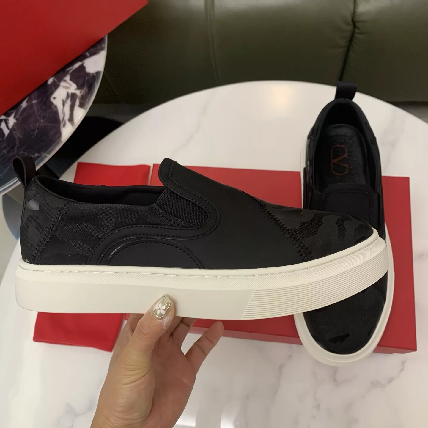 Breathable 2444 Valentino Casual Shoes For Men