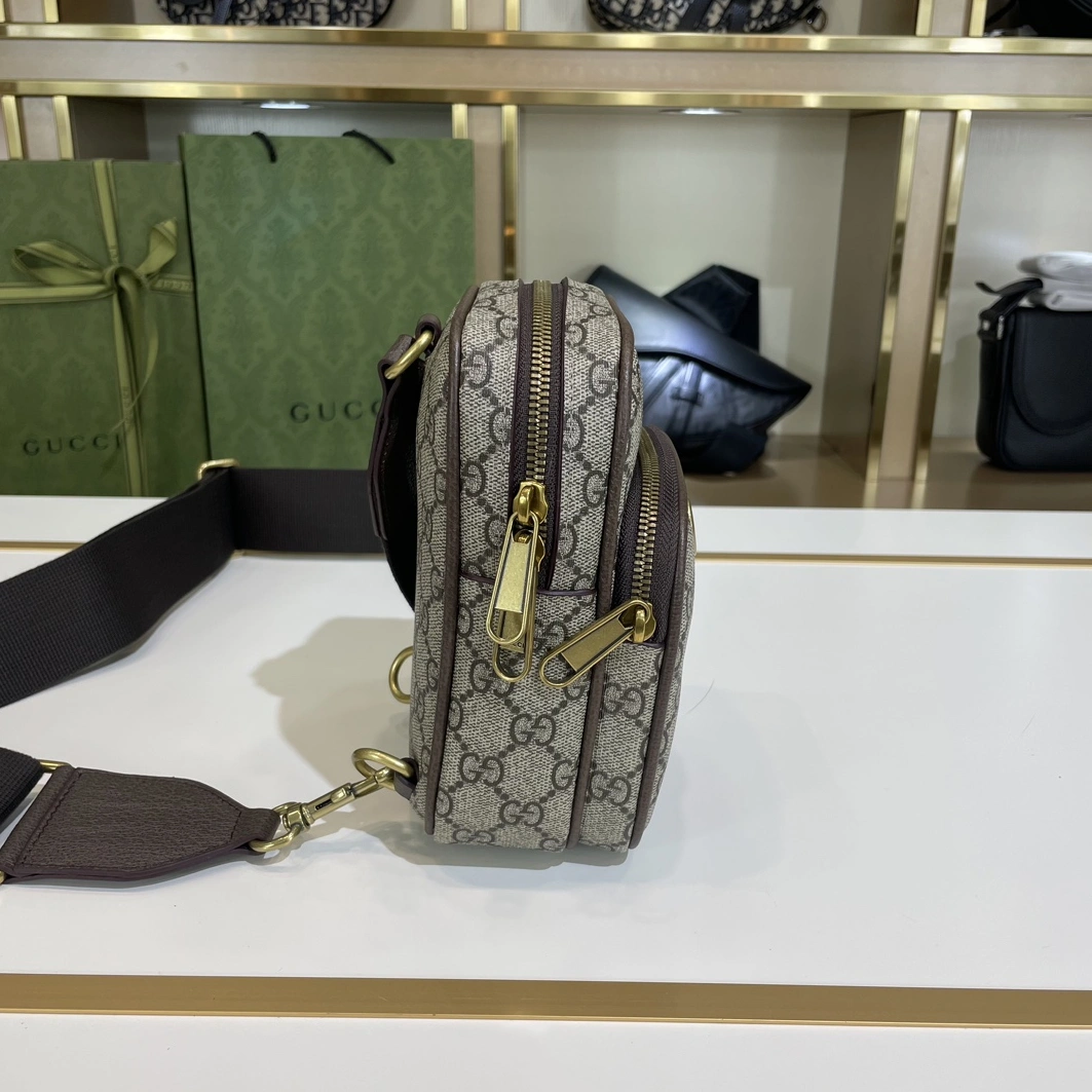 Breathable 2447 Gucci AAA Quality Messenger Bags For Unisex