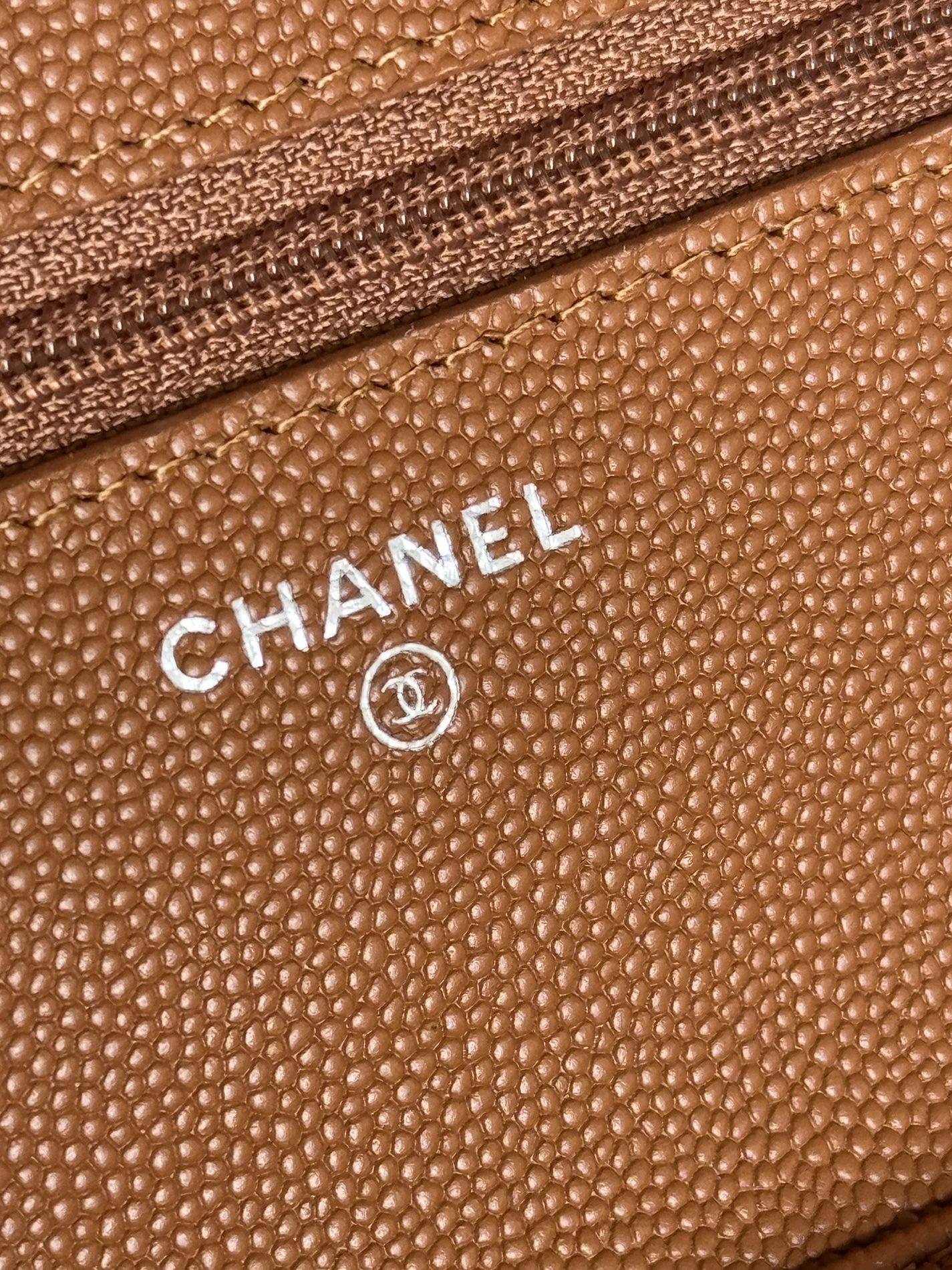 Breathable 251 Chanel AAA Quality Messenger Bags In Silver For Women