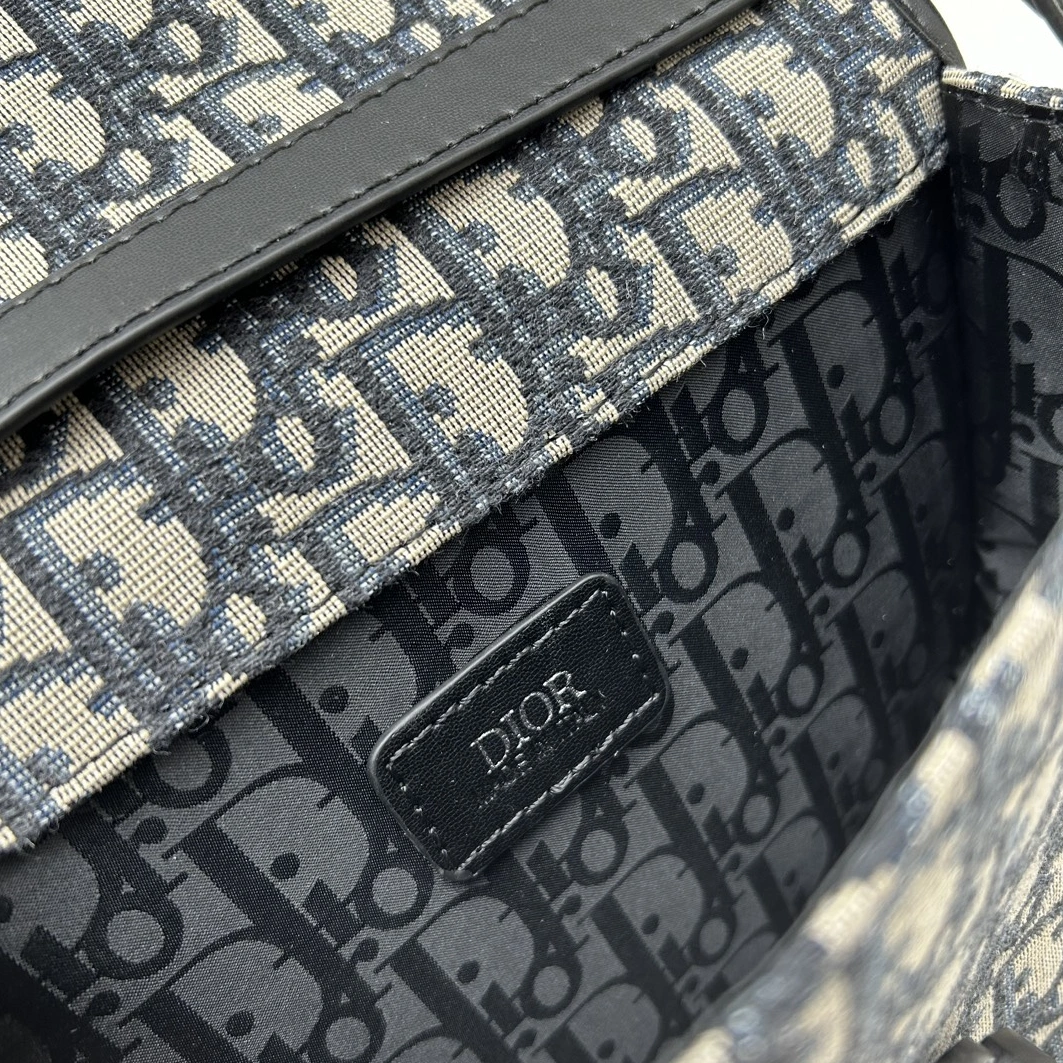Breathable 2566 Christian Dior AAA Quality Messenger Bags For Unisex
