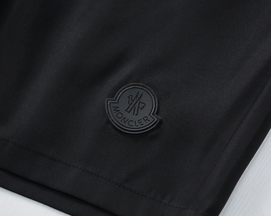Breathable 2576 Moncler Pants For Men