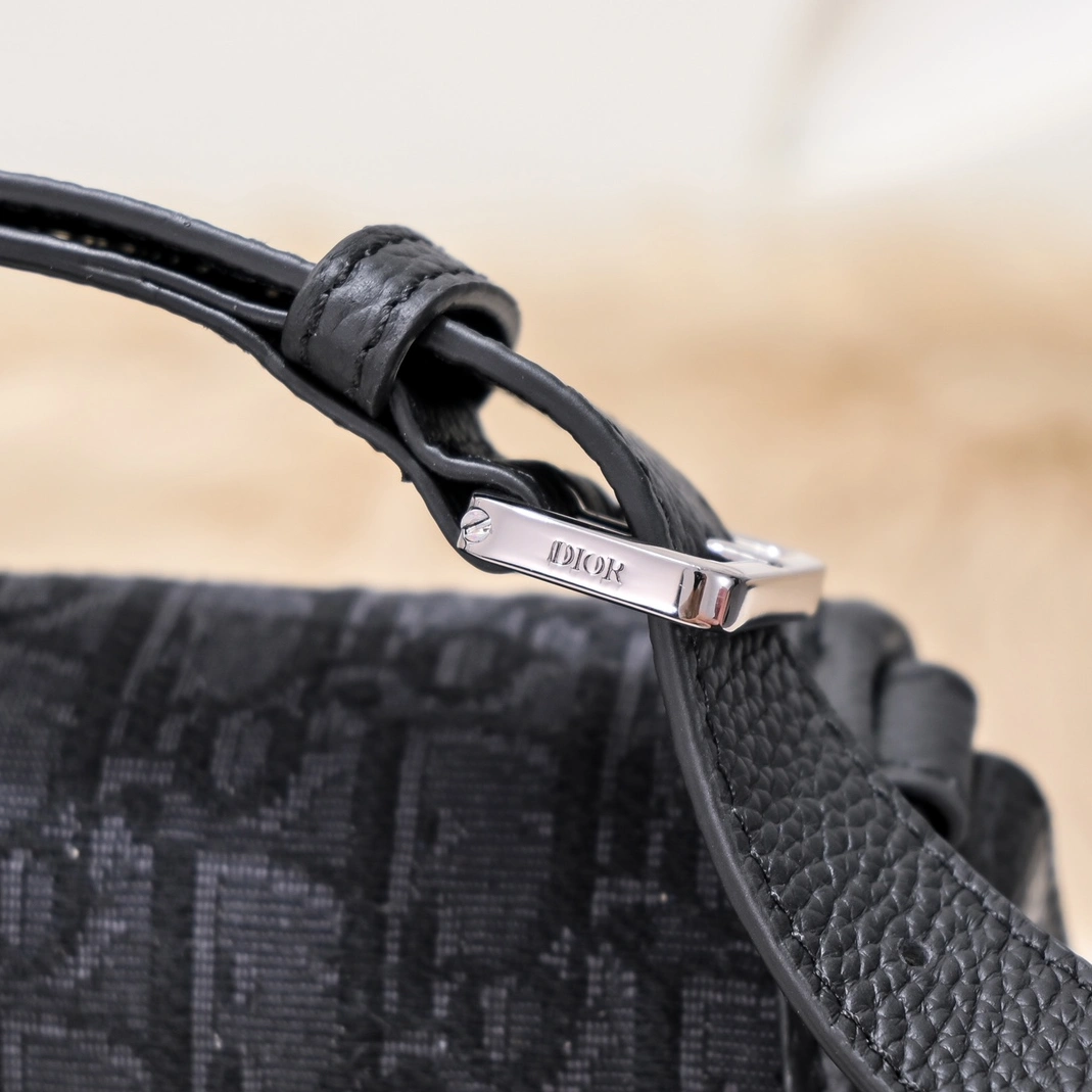 Breathable 2636 Christian Dior AAA Man Messenger Bags