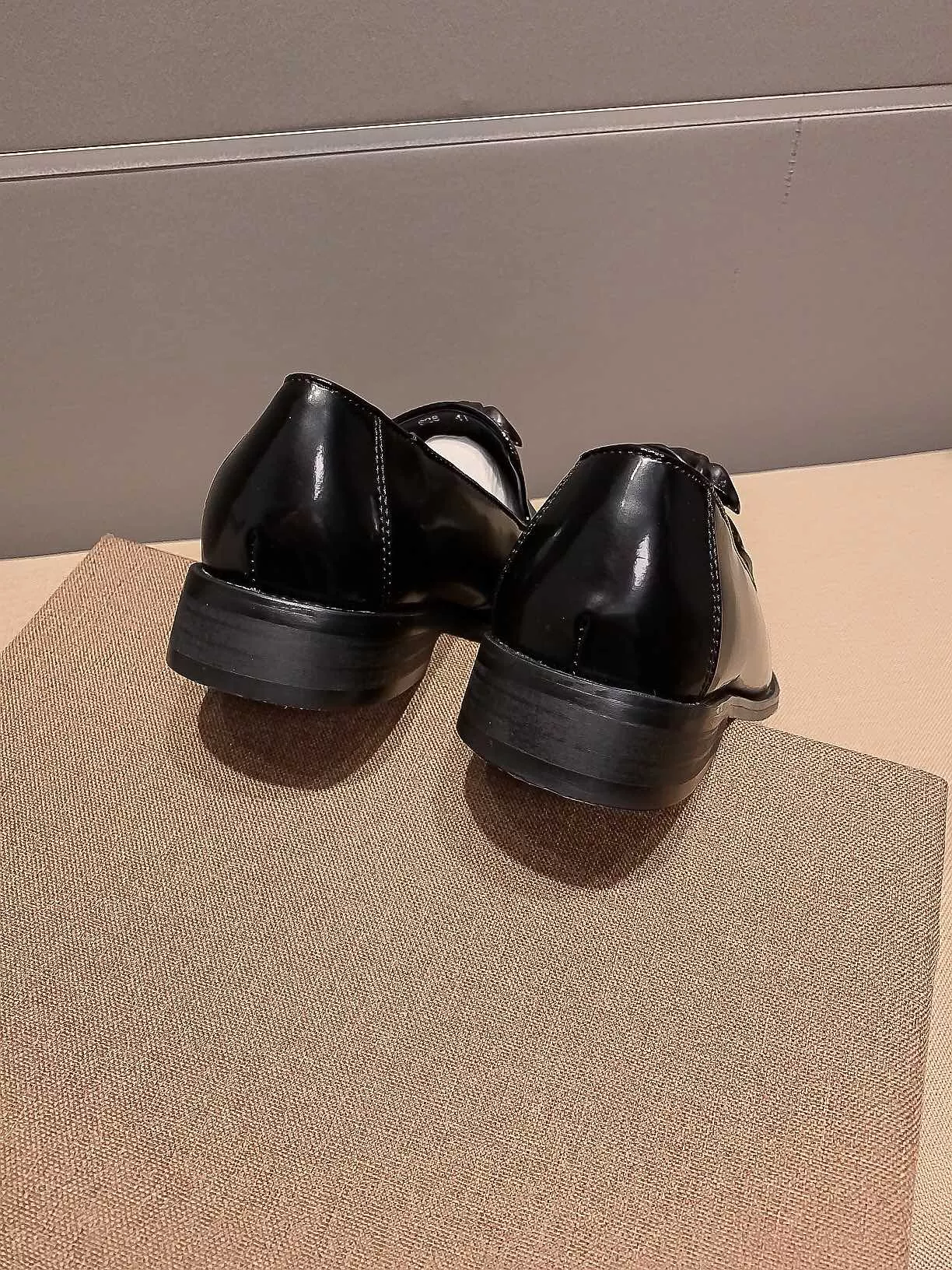 Breathable 267 Versace Leather Shoes For Men