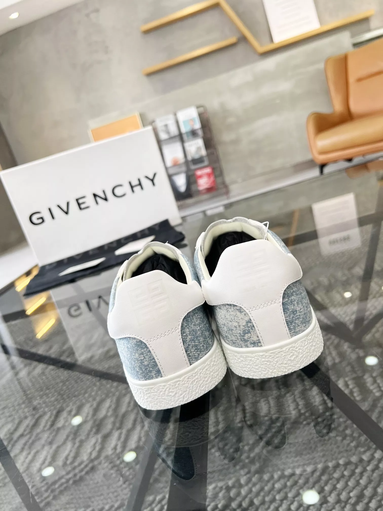 Breathable 2722 Givenchy Casual Shoes For Men