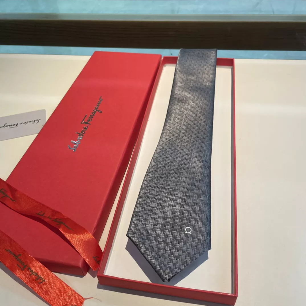 Breathable 3072 Salvatore Ferragamo Necktie