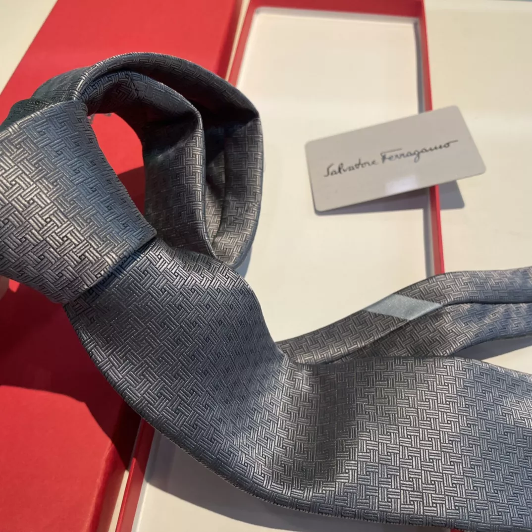 Breathable 3072 Salvatore Ferragamo Necktie