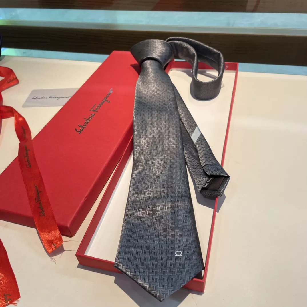Breathable 3072 Salvatore Ferragamo Necktie