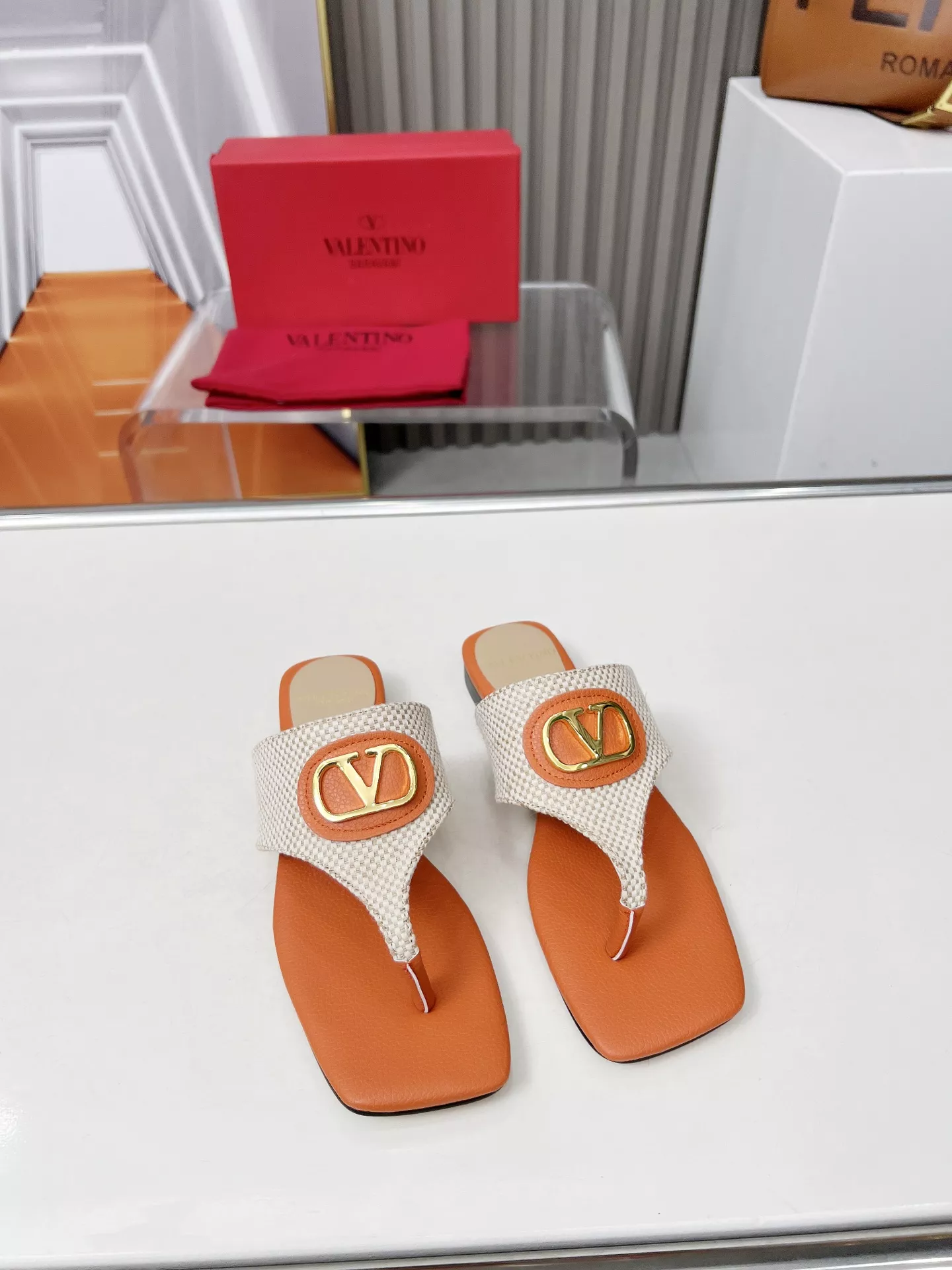 Breathable 3085 Valentino Slippers For Women