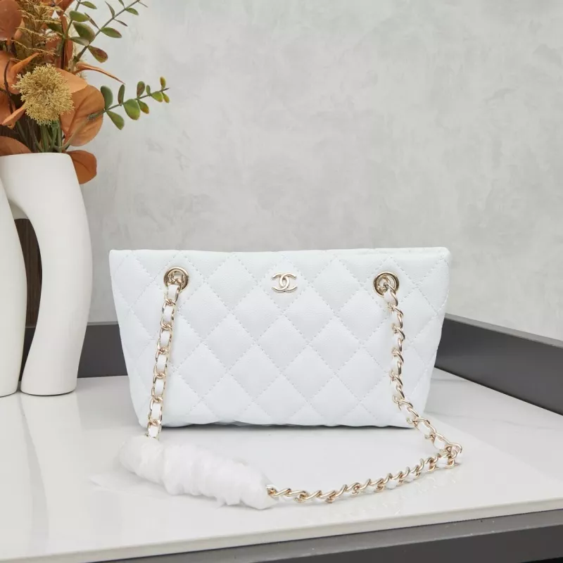 Breathable 3141 Chanel AAA Quality Shoulder Bags For Women