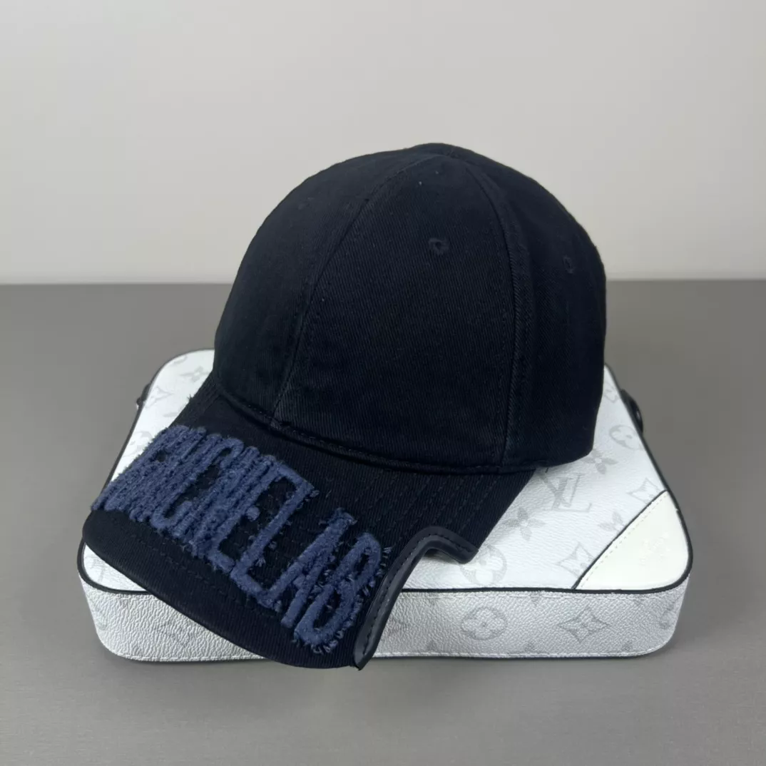 Breathable 3177 Balenciaga Caps
