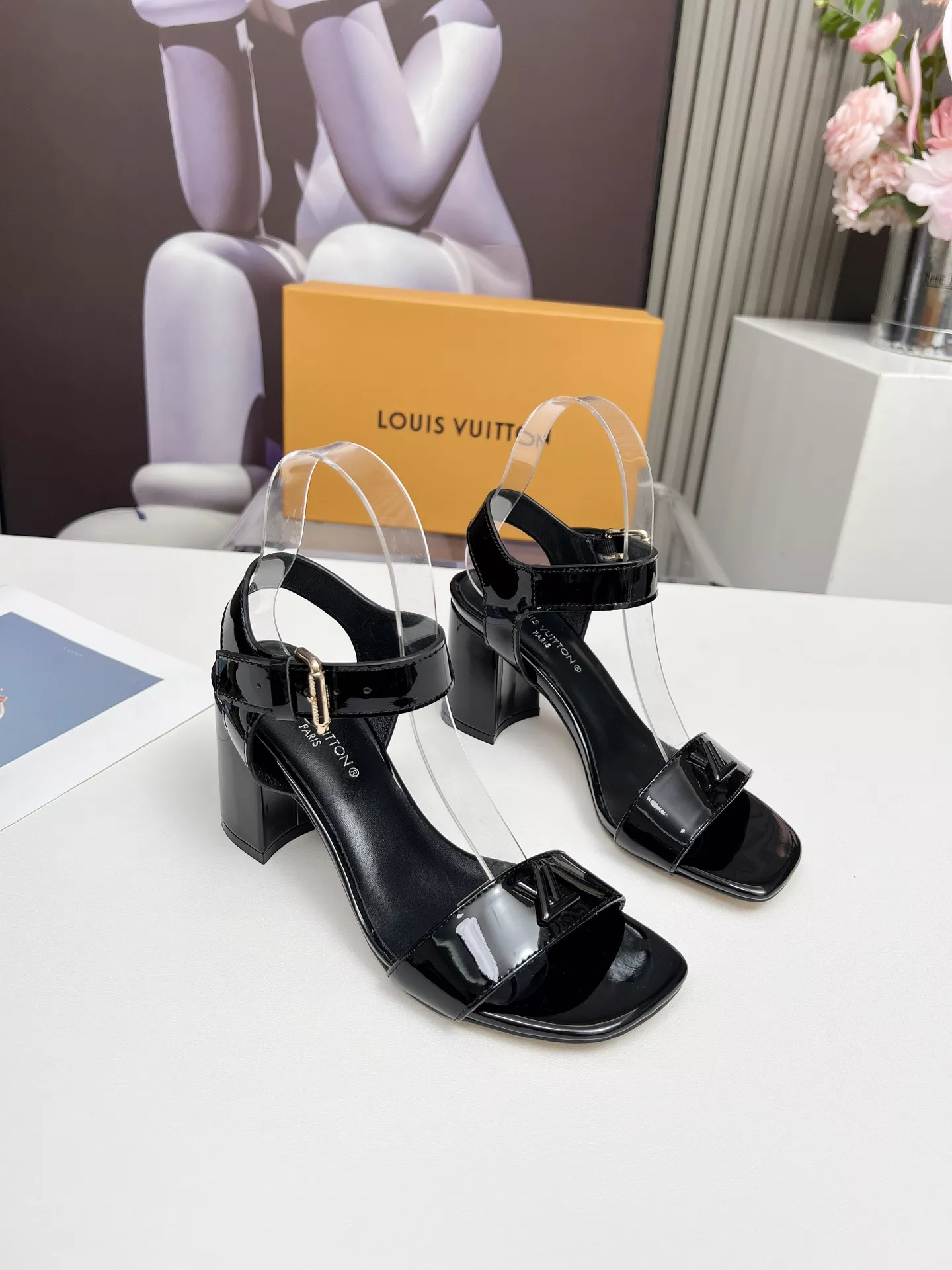 Breathable 3228 Louis Vuitton Sandal For Women