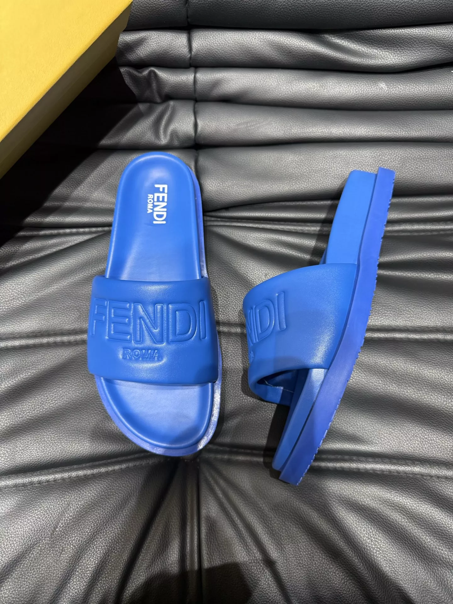 Breathable 3323 Fendi Slippers For Men