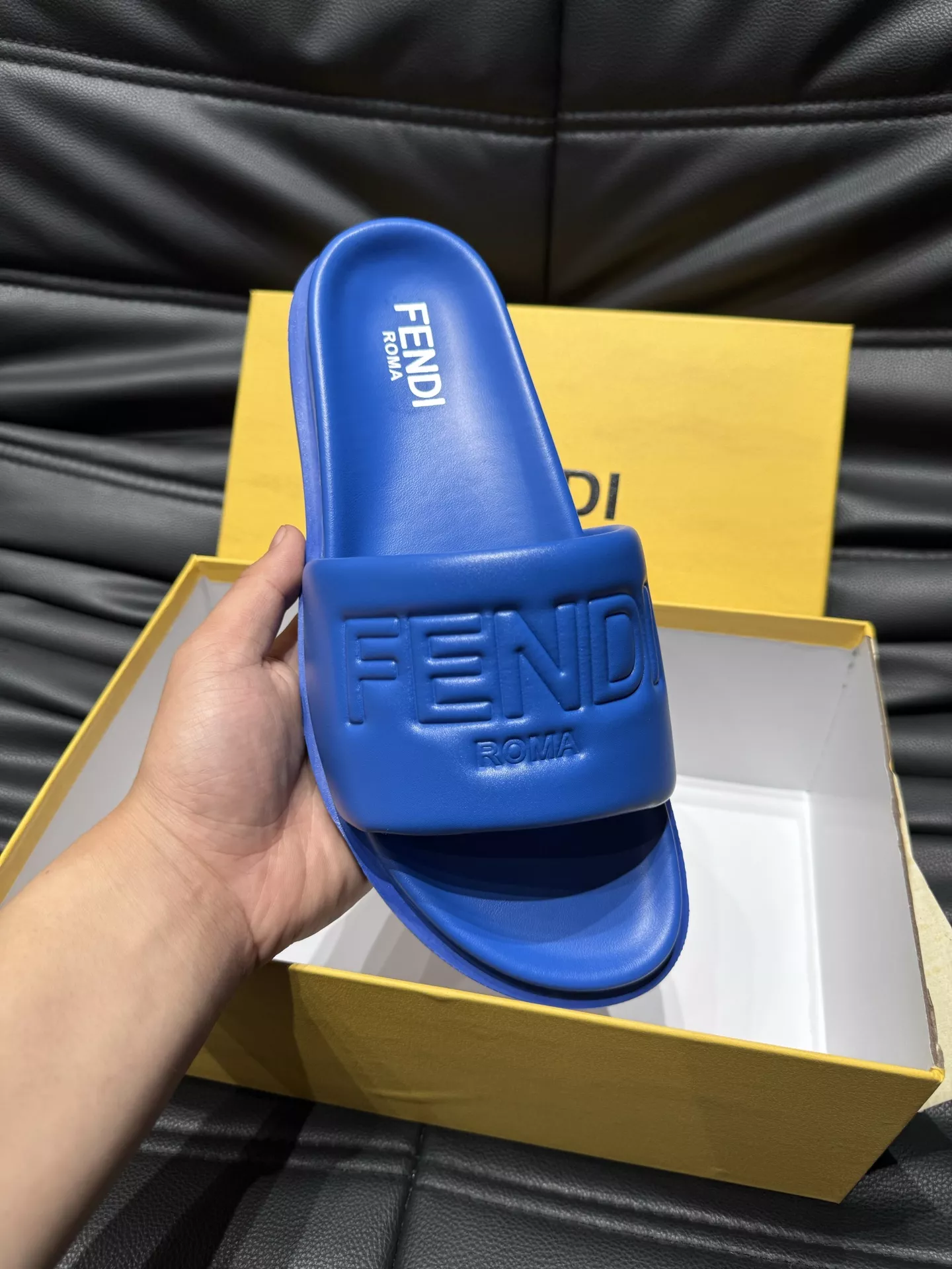 Breathable 3323 Fendi Slippers For Men