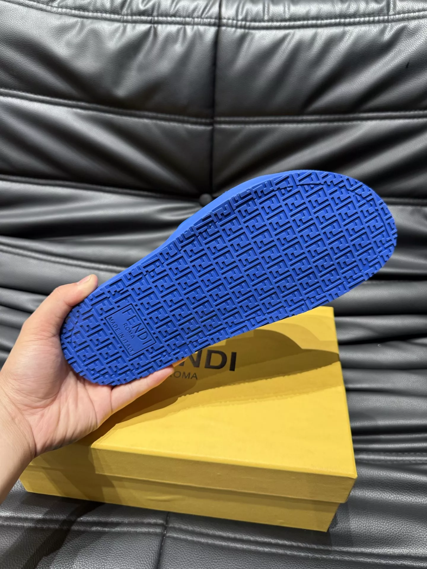 Breathable 3323 Fendi Slippers For Men