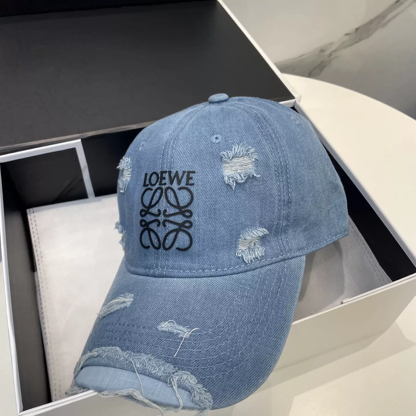 Breathable 3382 LOEWE Caps