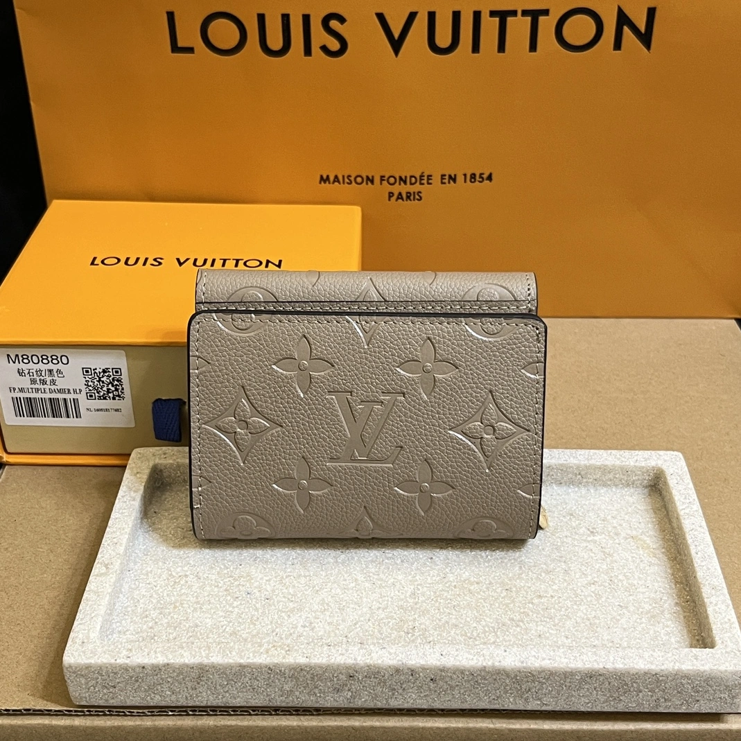 Breathable 3607 Louis Vuitton LV Card Case For Women