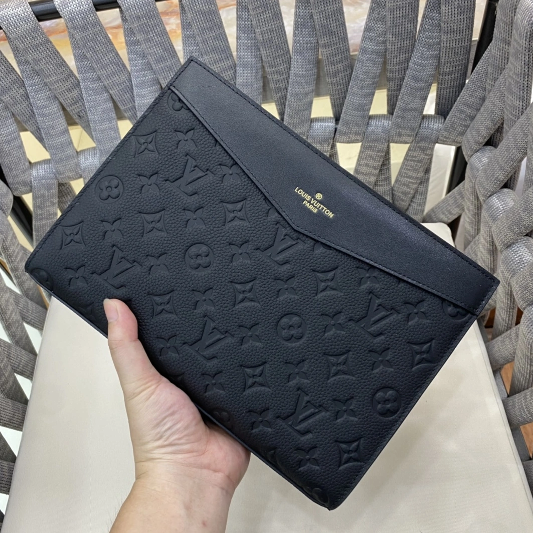 Breathable 3665 Louis Vuitton AAA Man Wallets