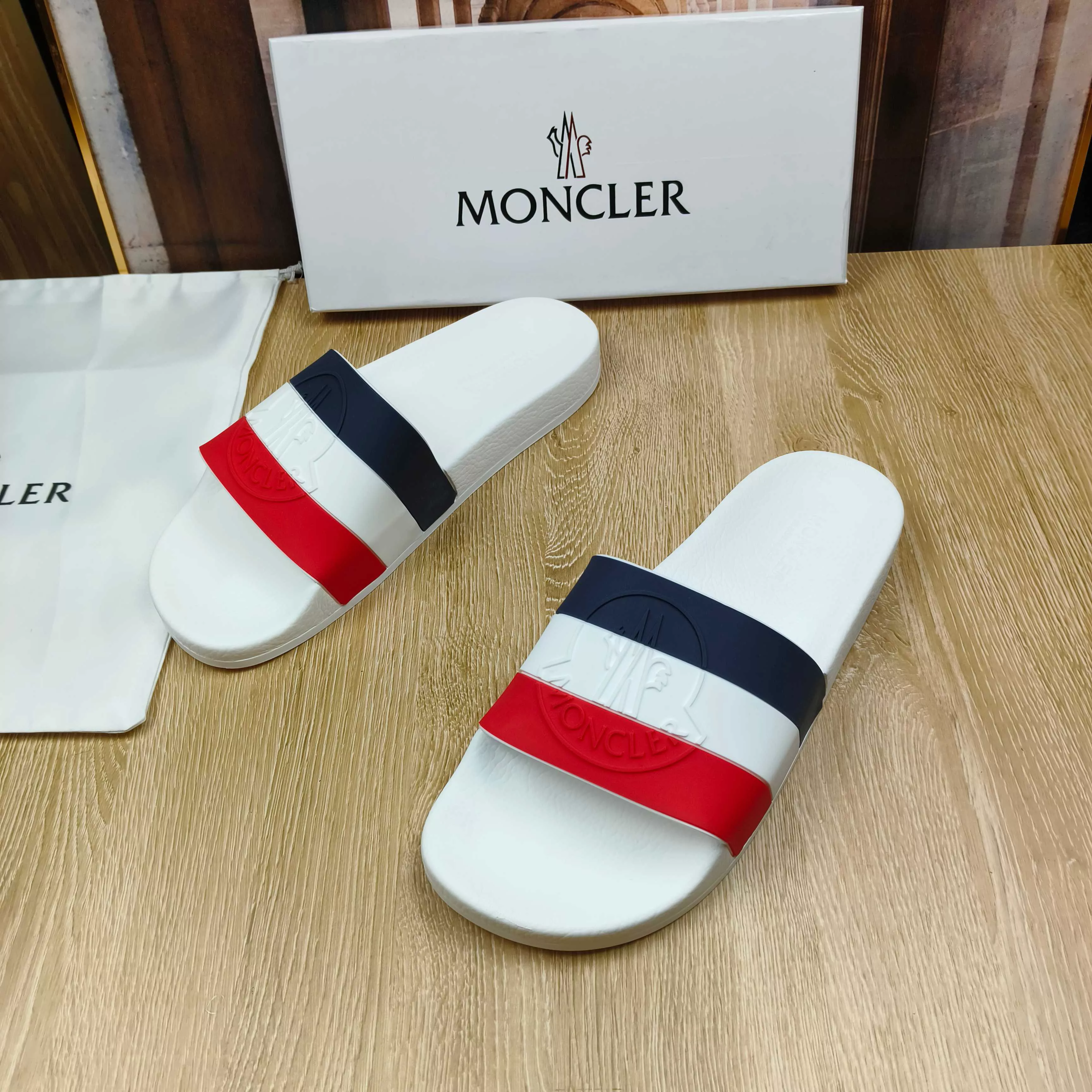 Breathable 3876 Moncler Slippers For Women