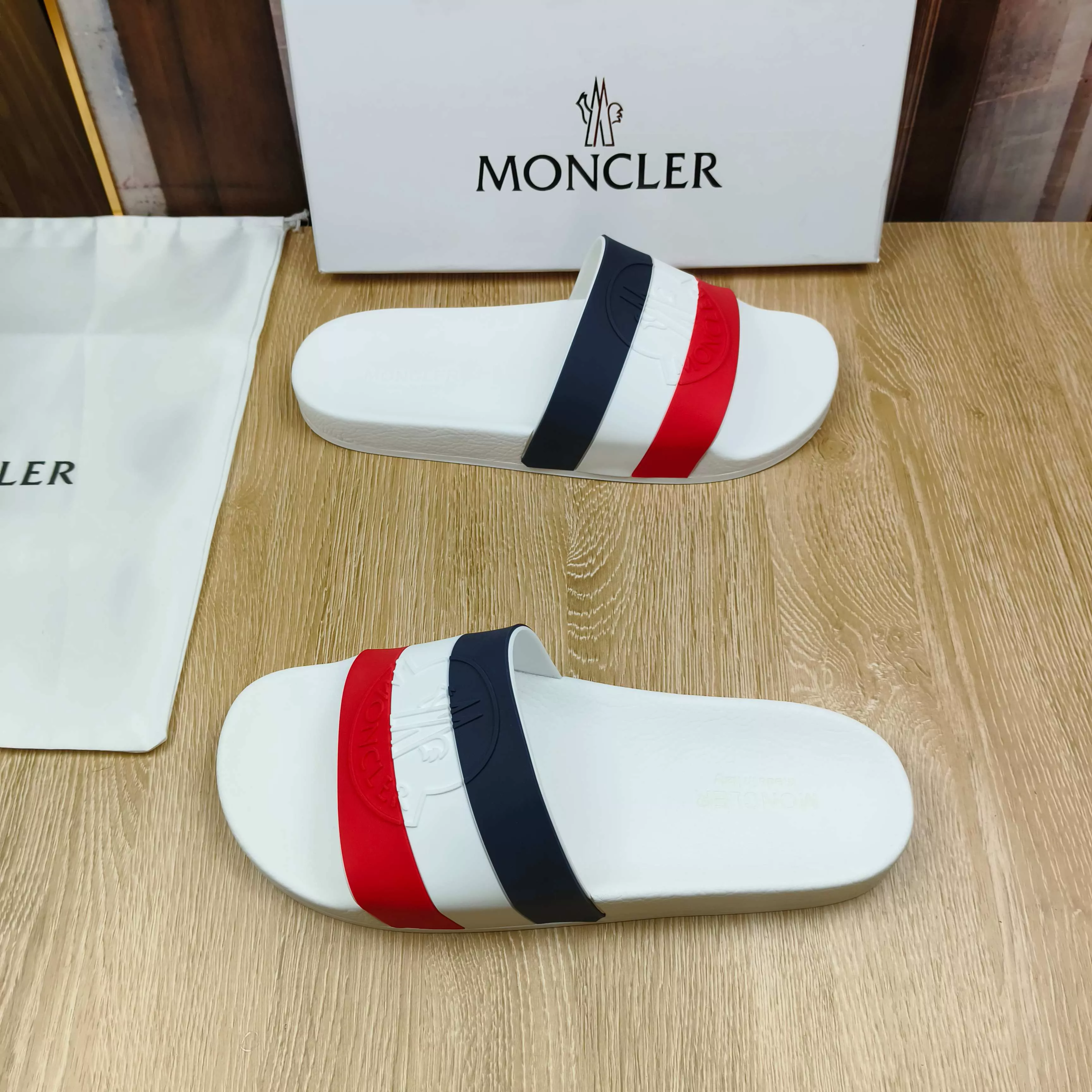 Breathable 3876 Moncler Slippers For Women
