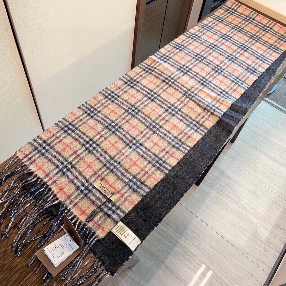Breathable 4290 Burberry Scarf For Women