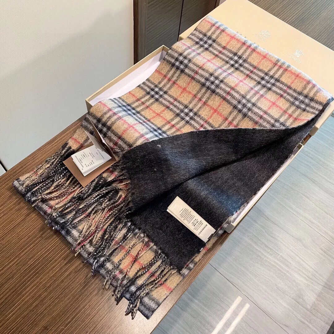 Breathable 4290 Burberry Scarf For Women