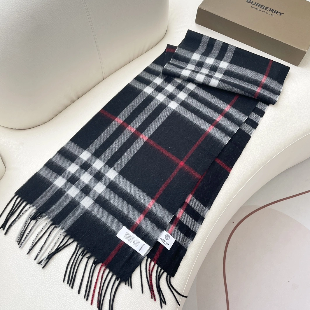 Breathable 4294 Burberry Scarf