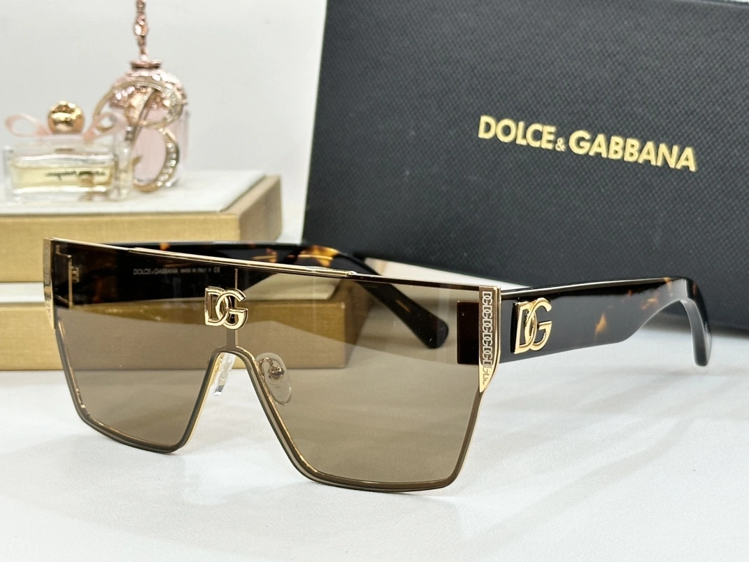 Breathable 4365 Dolce & Gabbana AAA Quality Sunglasses