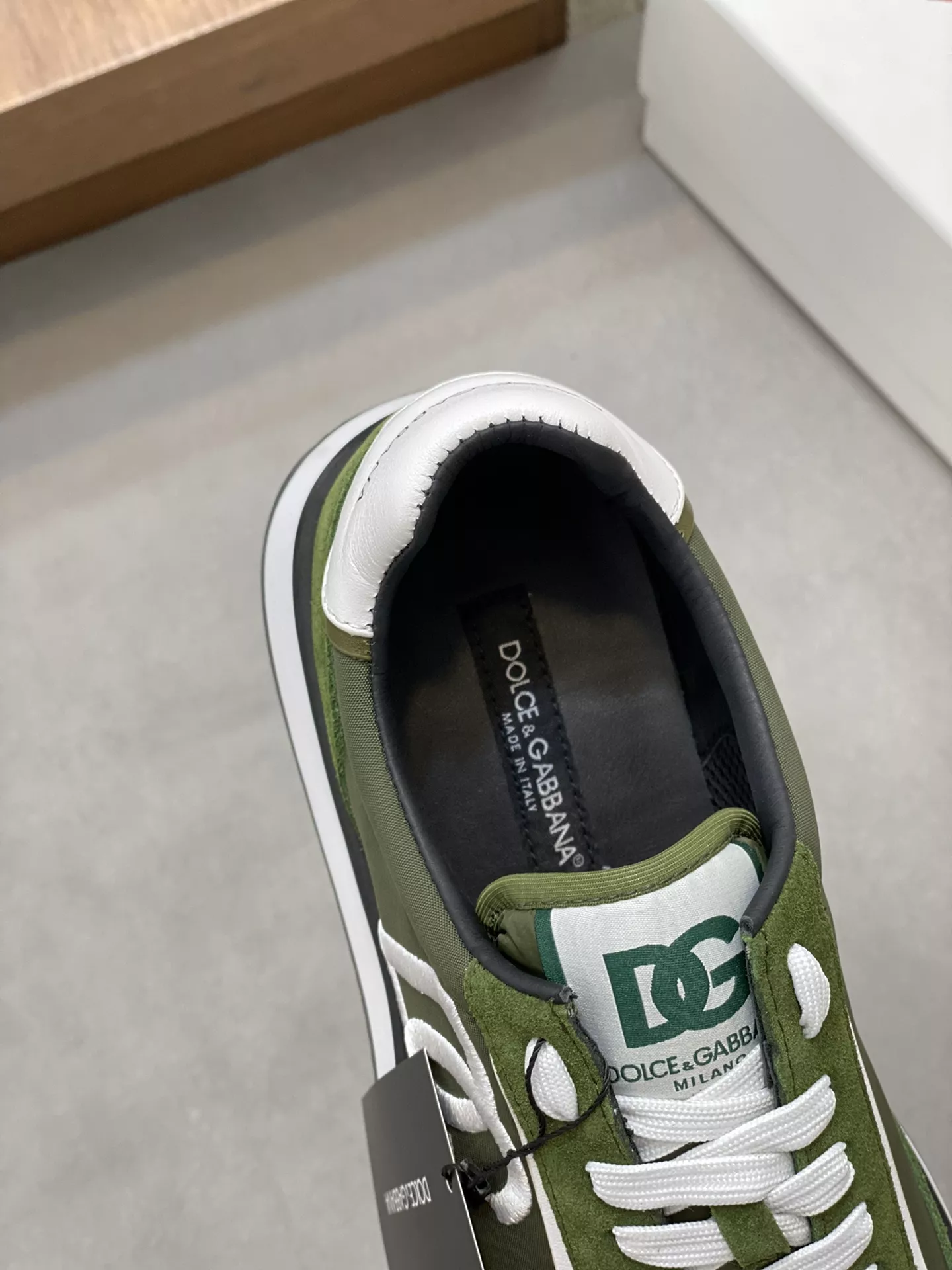 Breathable 450 Dolce & Gabbana D&G Casual Shoes For Men
