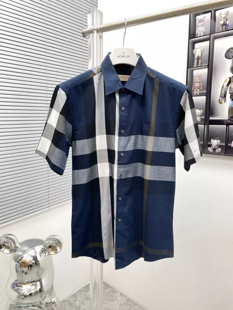 Breathable 4529 Burberry Shirts Short Sleeved For Men