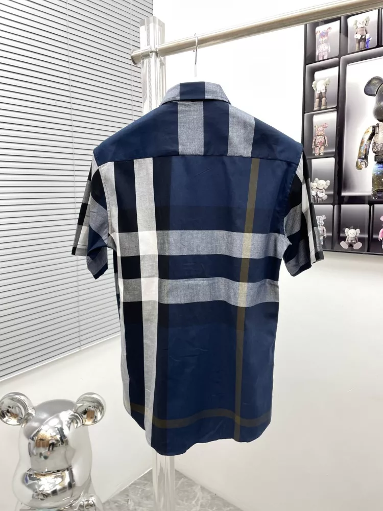 Breathable 4529 Burberry Shirts Short Sleeved For Men