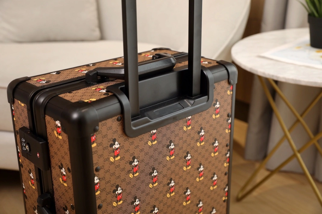Breathable 4564 Gucci Luggage For Unisex