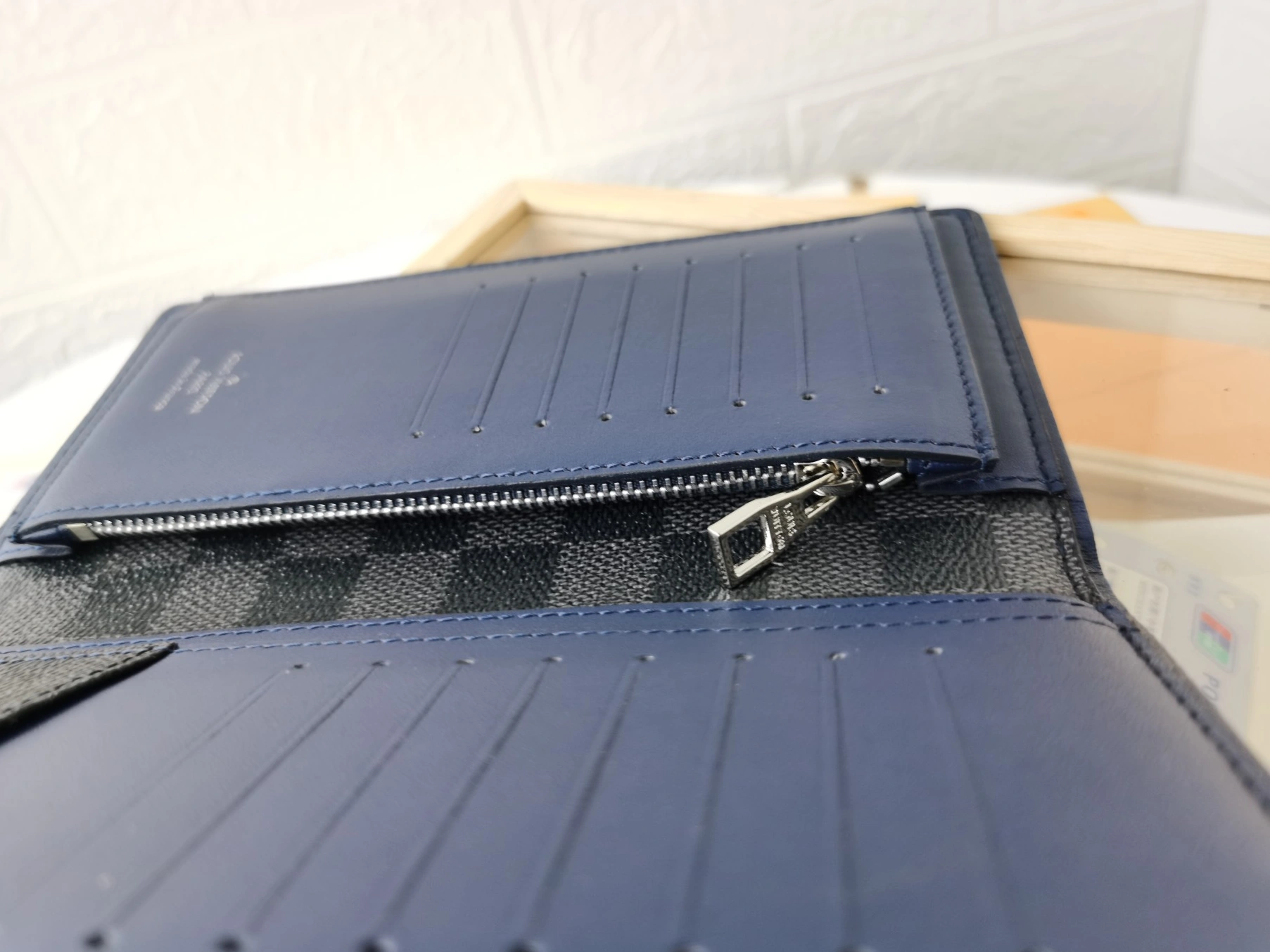 Breathable 4630 Louis Vuitton LV Card Case For Unisex
