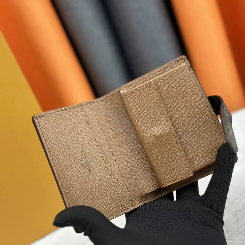 Breathable 4919 Louis Vuitton LV Card Case In Coffee