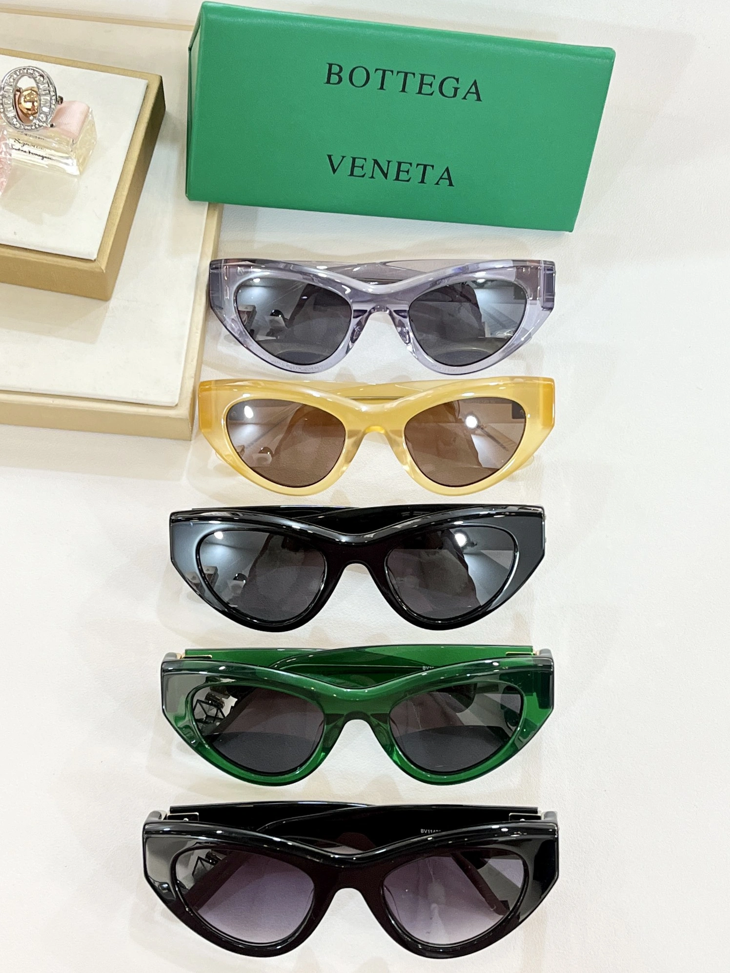 Breathable 5006 Bottega Veneta AAA Quality Sunglasses