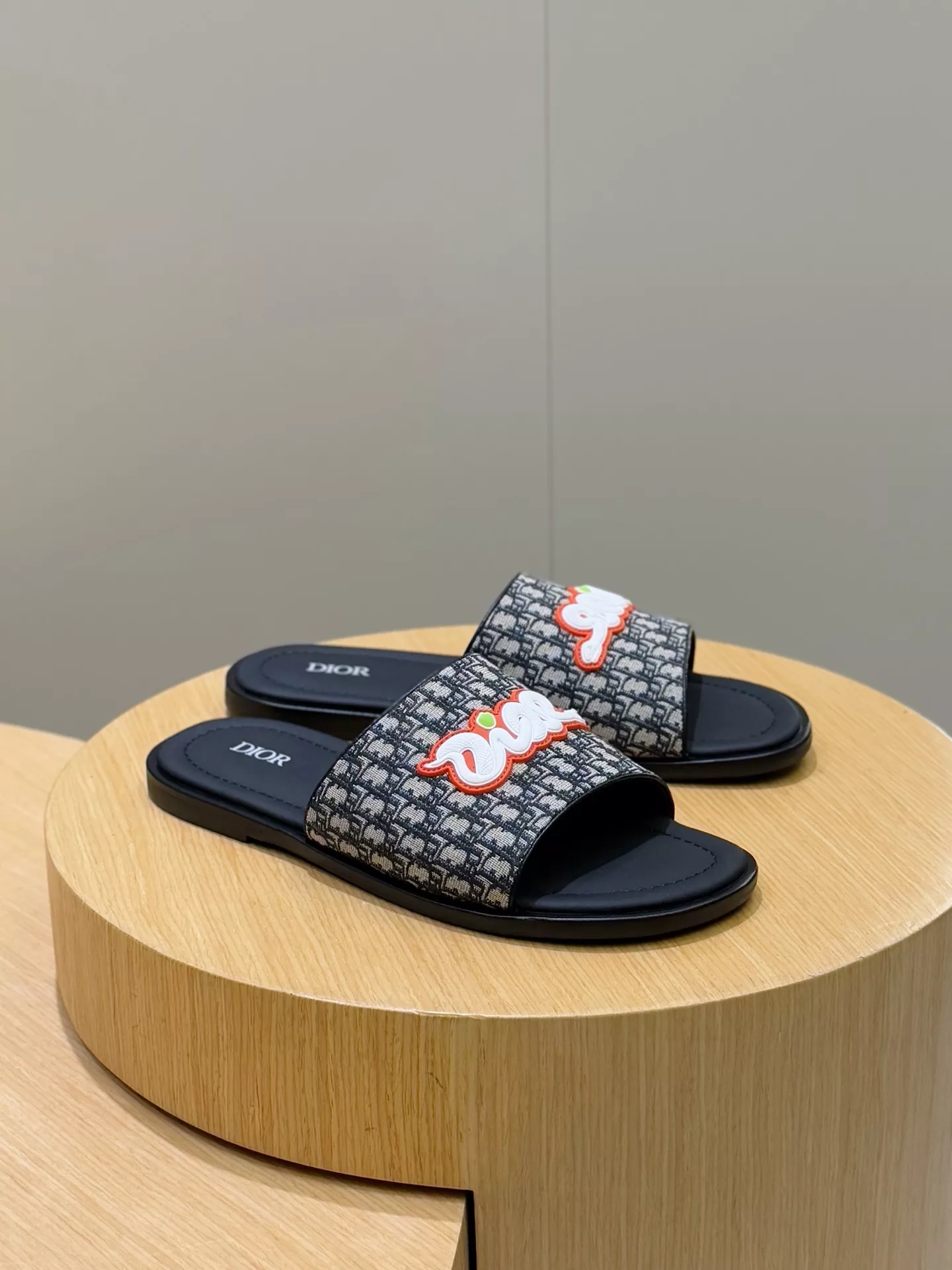 Breathable 5100 Christian Dior Slippers For Men