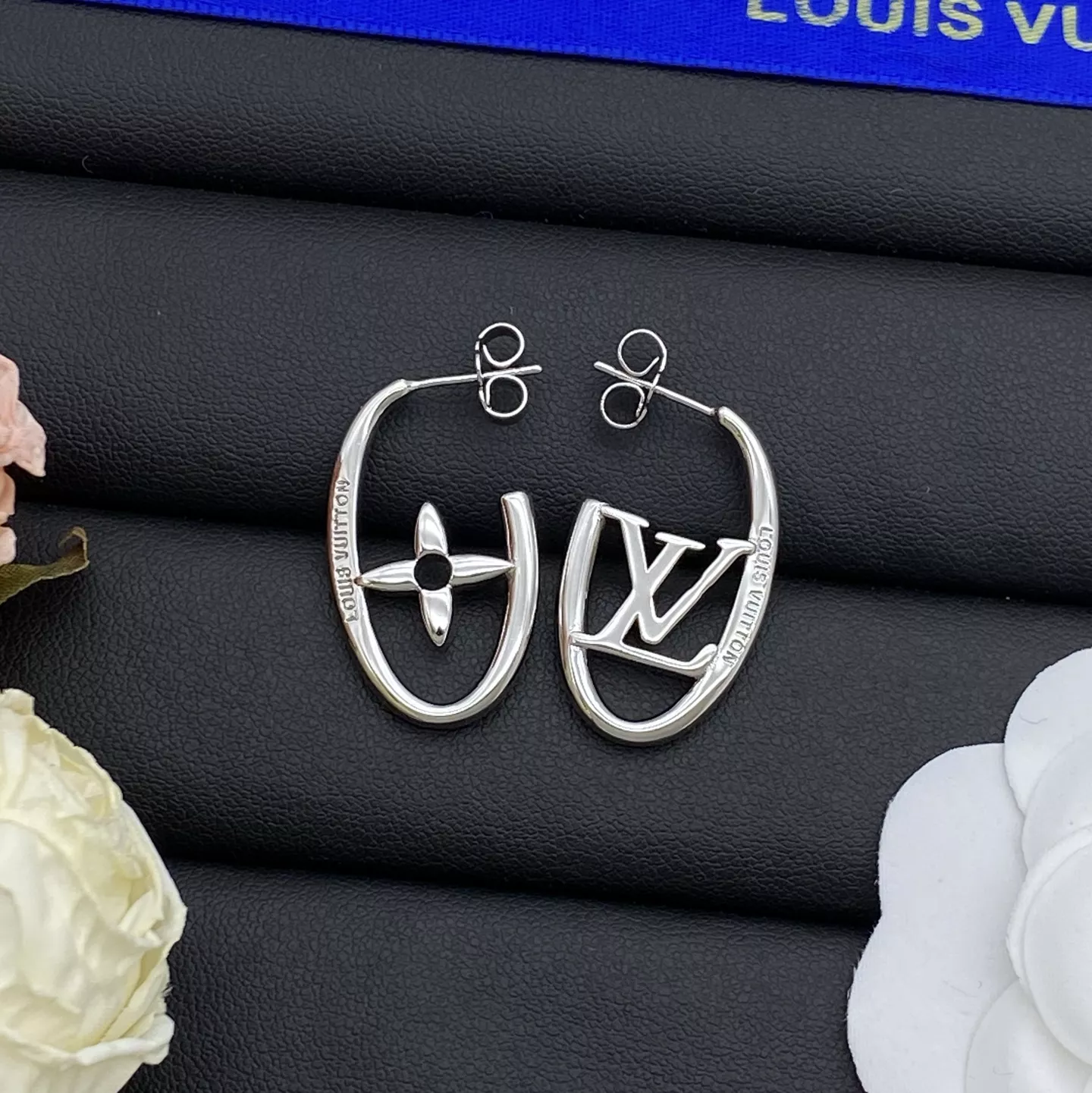 Breathable 5293 Louis Vuitton Earrings For Women