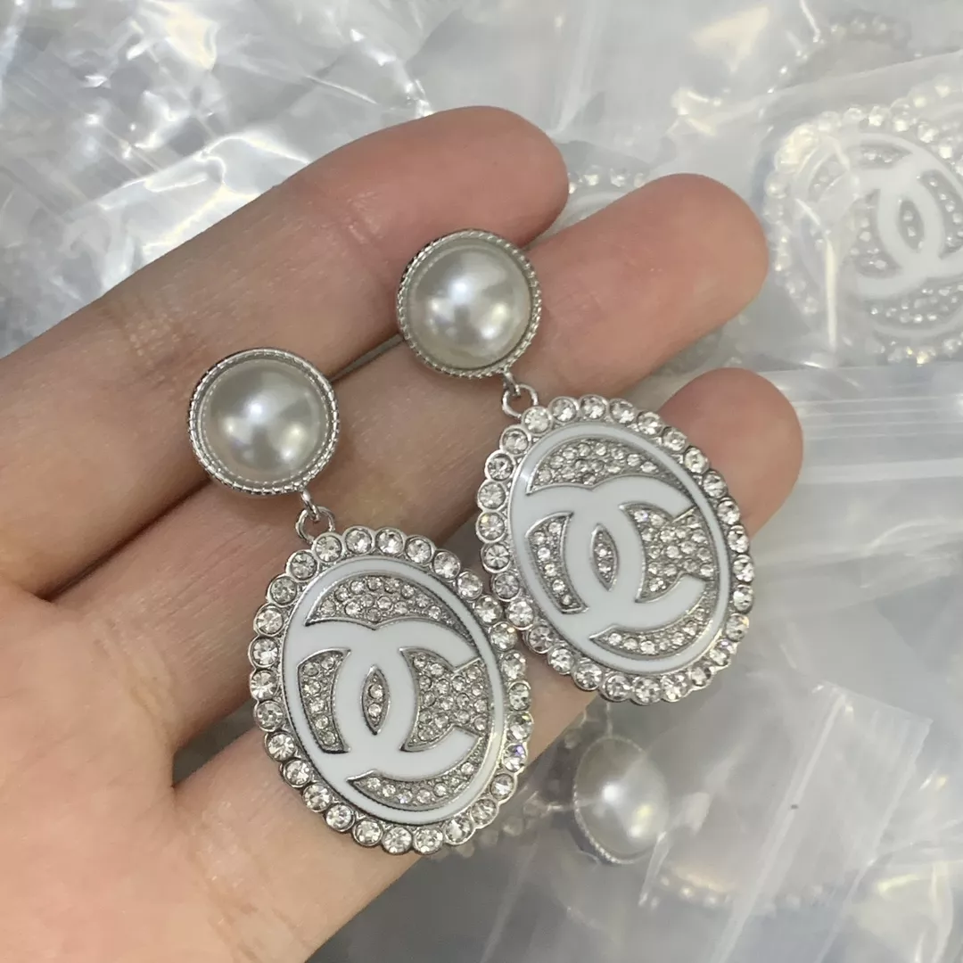 Breathable 5301 Chanel Earrings For Women