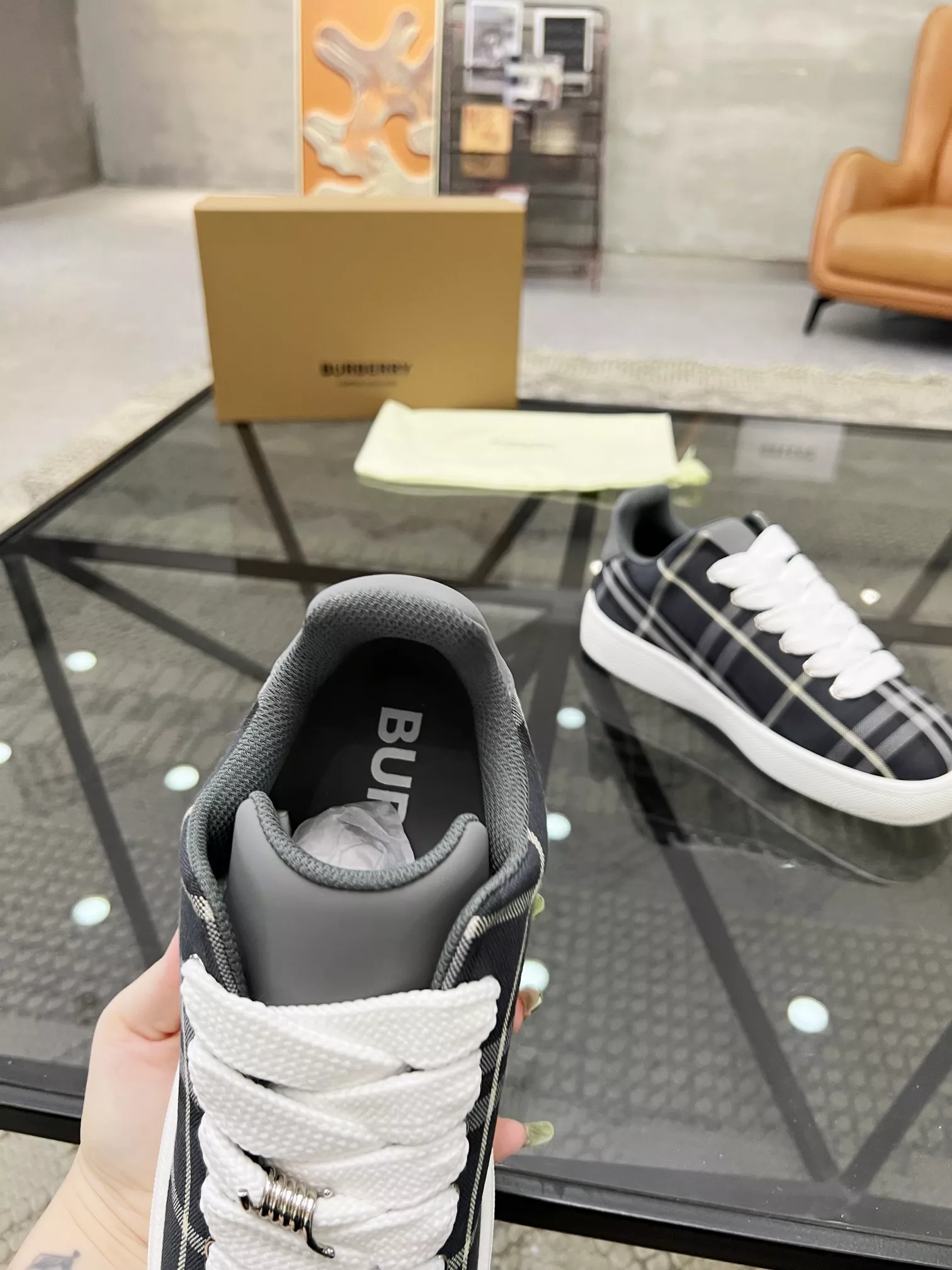 Breathable 5469 Burberry Casual Shoes For Men
