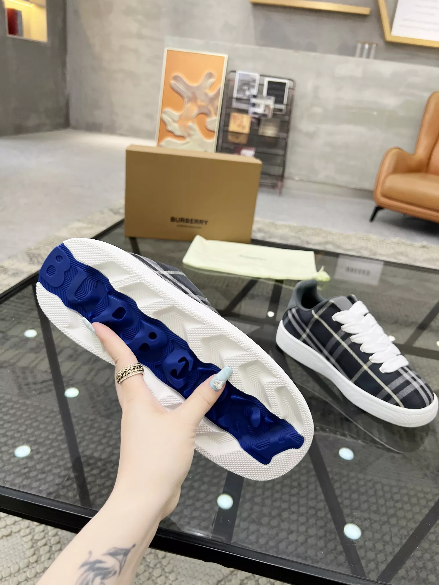 Breathable 5469 Burberry Casual Shoes For Men